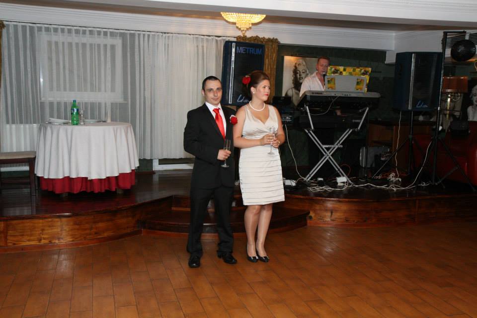 988292_620776267954462_2123558350_n